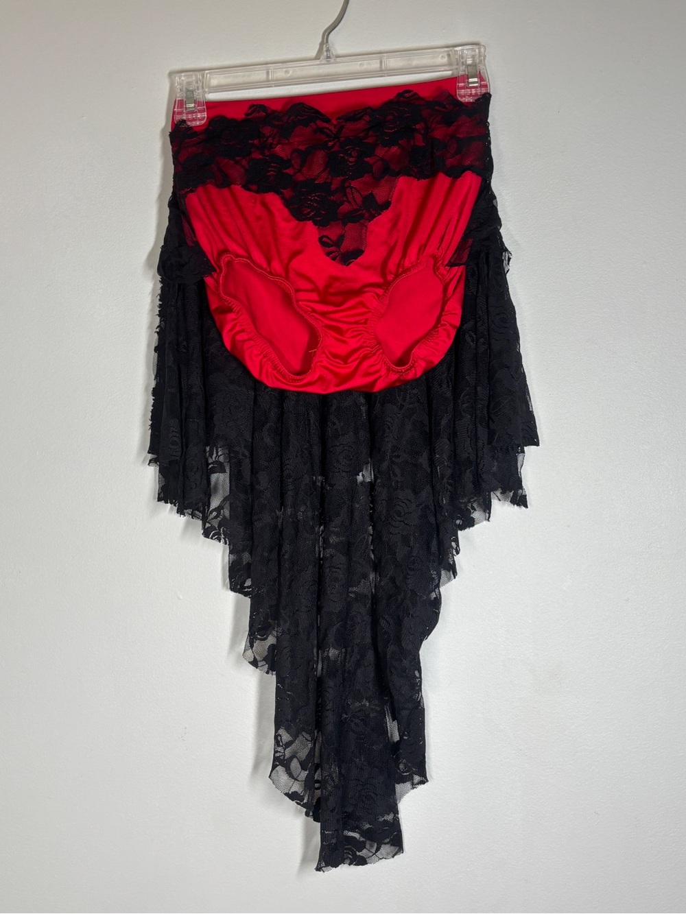 Kellé Red & Black Lace High-Low Bustle Costume Skirt (Size Small)